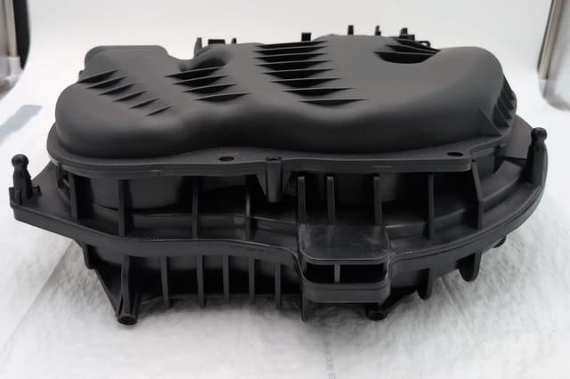Ram ProMaster 2014-2021 Jeep Cherokee 2014-2022 Upper Intake Manifold 68240667AC — photo 3 of 7