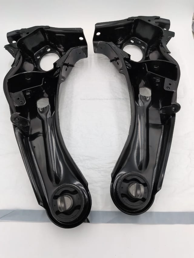 Jeep Compass 2007-2016 Patriot 2007-2017 Rear Trailing Arm Pair Left Right — photo 3 of 7
