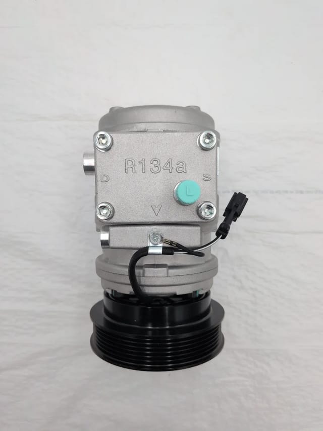 Hyundai Tucson 2005-2009 Kia Sportage 2005-2010 2.7L AC Compressor with Clutch 97701-2E300 — photo 4 of 4