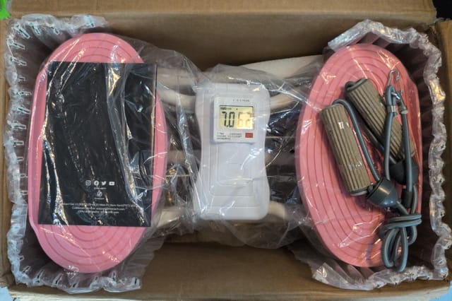 MERACH MR-2511 3D Motion Rocking Stepper Machine with Resistance Bands - Pink — photo 2 of 3