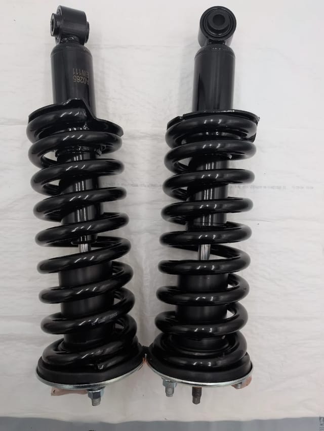 Nissan Pathfinder 2005-2012 Xterra 2005-2015 Front Strut & Coil Spring Assembly Pair 171103 — photo 3 of 6