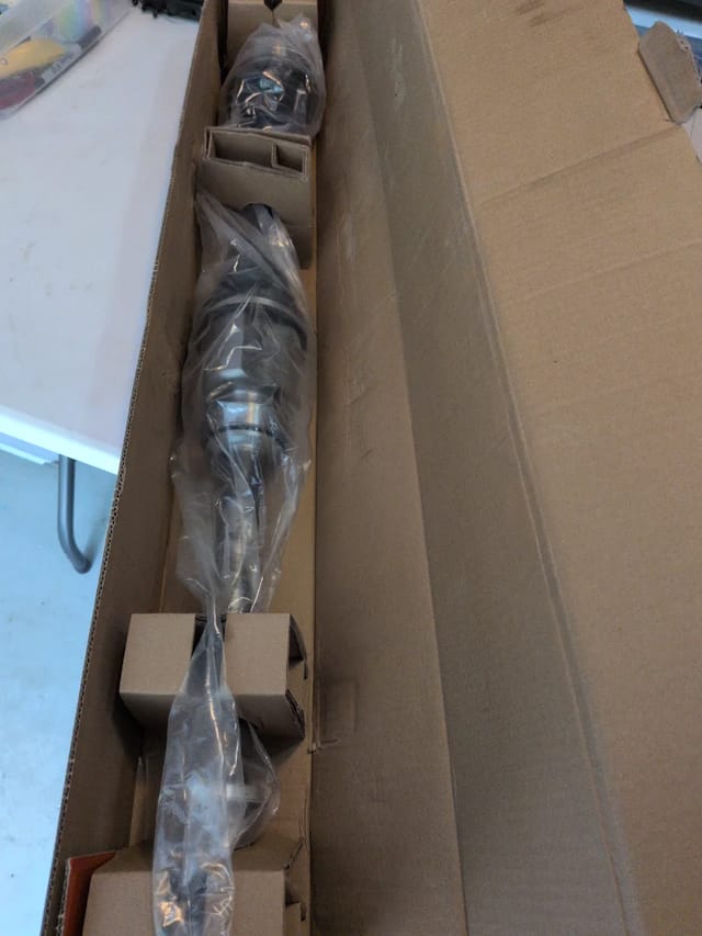 Front Right CV Axle Shaft Assembly Toyota Camry 2002-2009 Highlander 2001-2007 Solara 2004-2008 — photo 2 of 2