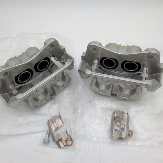 Acura TL 2009-2014 TLX 2015-2018 Honda Ridgeline 2006-2014 Front Brake Calipers w/ Brackets 19B3102 — photo 2 of 4