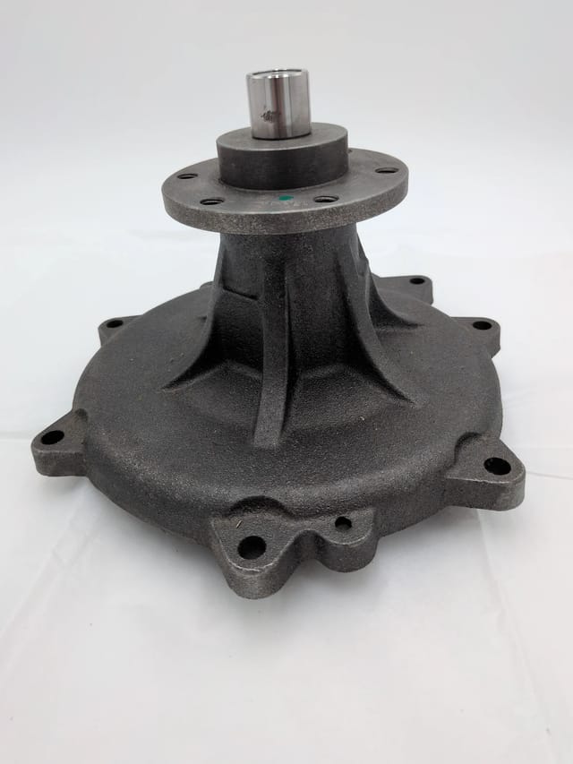 International Navistar DT466 7.6L Heavy Duty Water Pump HD6301 685155C94 — photo 3