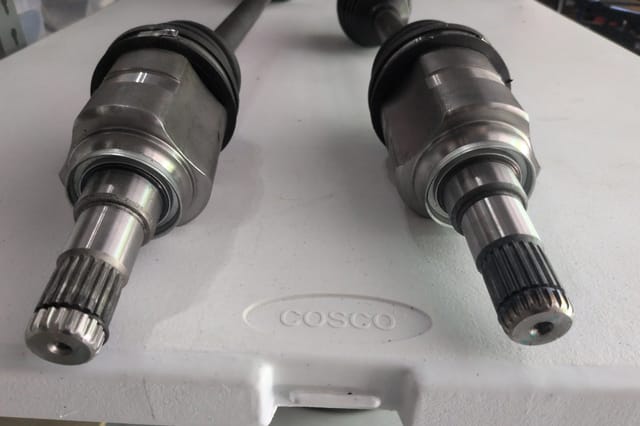 Front CV Axle Shaft Pair, Left and Right - Corolla, Matrix, Vibe 1.8L — photo 2