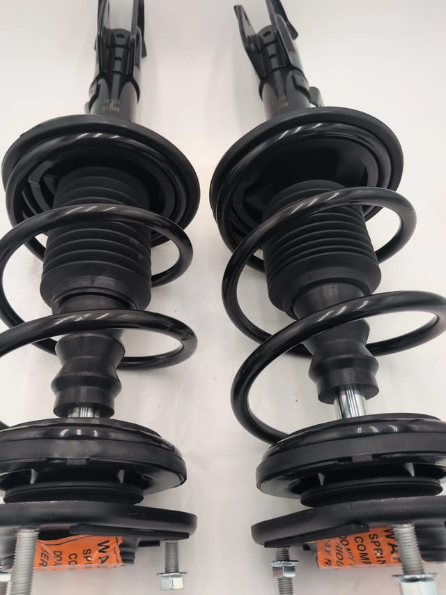 Toyota Corolla 2009-2013 Matrix 2011-2013 1.8L Front Strut Assembly Pair BUSOK100 — photo 4
