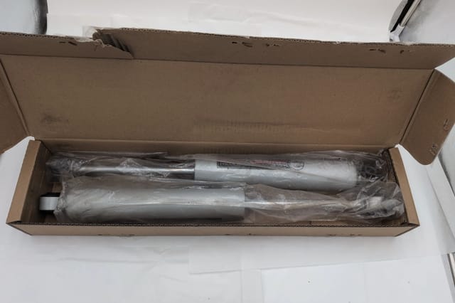 Chevy GMC 1969-1987 3/4 Ton Front Shock Pair Rough Country N3 23292_A — photo 5