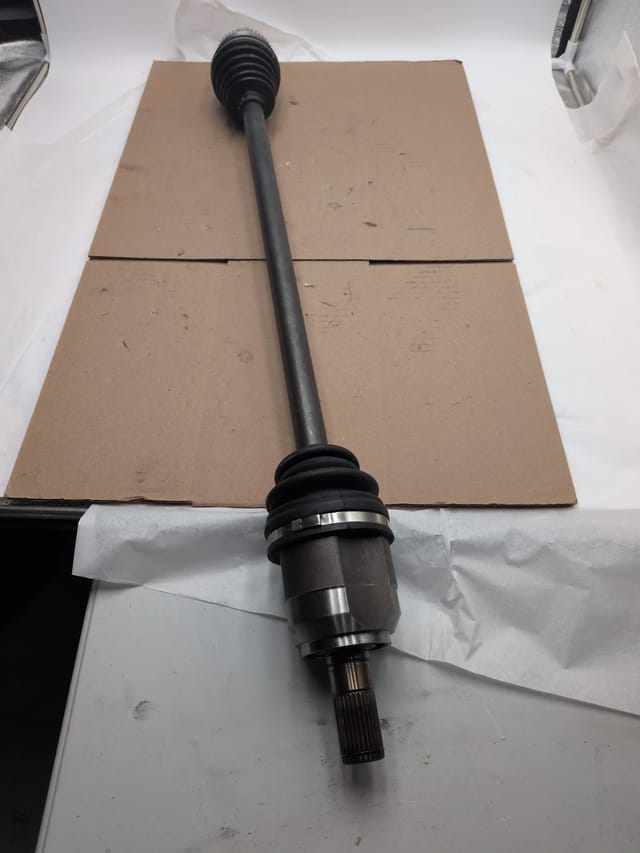 Front Right CV Axle Shaft Assembly - Nissan Rogue 2008-2013 AWD / Rogue Select 14-15 — photo 2