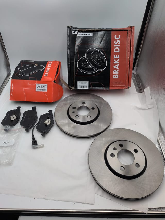 288mm Front Brake Rotor & Ceramic Pad Kit VW Jetta Golf Beetle - Missing One Pad