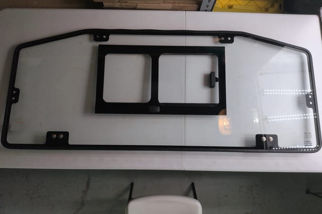 Can-Am Defender Sliding Glass Rear Windshield B0110-15703-CL — Kemimoto, HD5/HD8/HD10 — photo 2