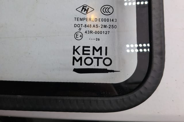 Can-Am Defender Sliding Glass Rear Windshield B0110-15703-CL — Kemimoto, HD5/HD8/HD10 — photo 6