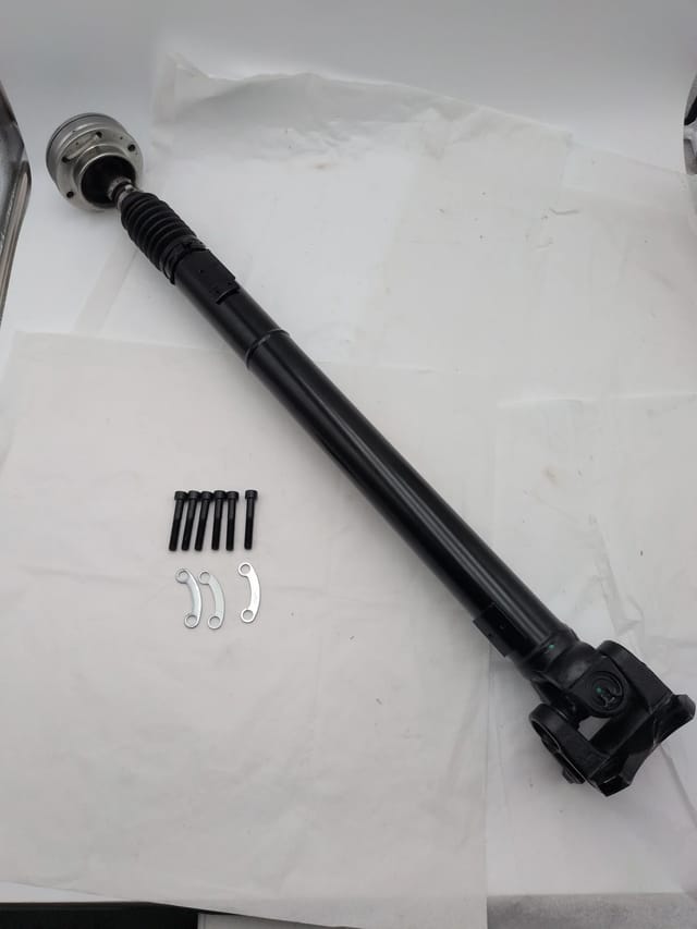 Jeep Grand Cherokee Commander 2005-2006 3.7L Front Driveshaft Prop Shaft 52105758AB