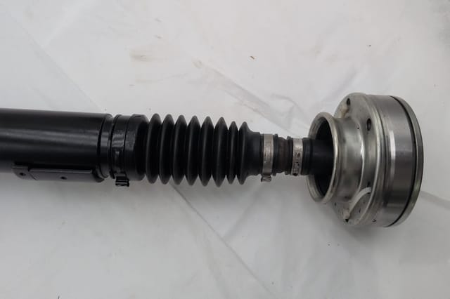 Jeep Grand Cherokee Commander 2005-2006 3.7L Front Driveshaft Prop Shaft 52105758AB — photo 4
