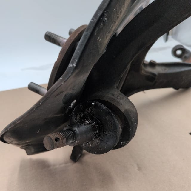 Honda Accord 08-12 Acura TSX 09-14 Front Left Steering Knuckle Wheel Hub OEM - Torn Ball Joint Boot — photo 4