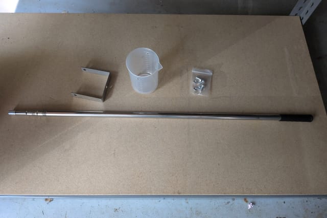 Telescopic Water Sampler, 9 ft Stainless Pole with 1000 ml Beaker