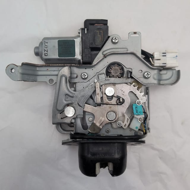 Nissan Rogue 2017-2020 Murano 2017-2024 Tailgate Latch Lock Actuator 90500-7FM0A