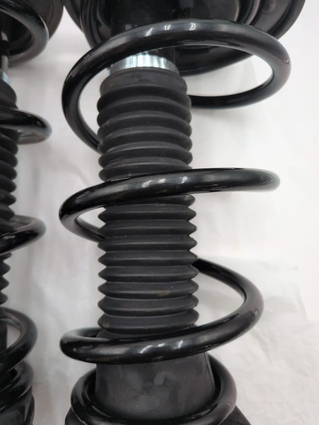 Toyota Camry 2012-2017 Rear Complete Strut & Coil Spring Assembly Pair 172942 172943 — photo 6