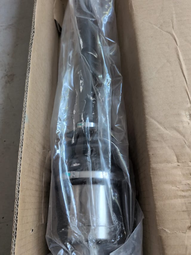 Hyundai Elantra Tiburon Kia Spectra 2.0L Automatic Front CV Axle Pair 66-3467 66-3469 — photo 3