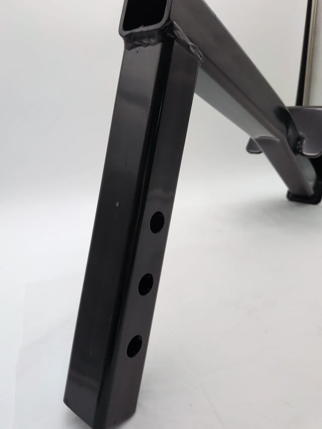 CURT 31006 Hitch-Mounted Spare Tire Carrier 24in for 2in Receiver — photo 5