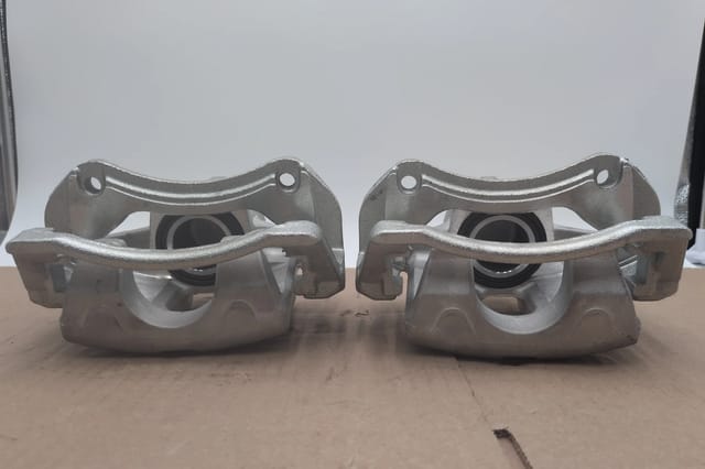 Rear Brake Caliper Pair with Brackets 18-B5118 18-B5119 for Cadillac CTS 2008-2013 3.0L 3.6L — photo 3
