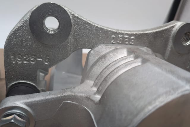 Rear Brake Caliper Pair with Brackets 18-B5118 18-B5119 for Cadillac CTS 2008-2013 3.0L 3.6L — photo 6
