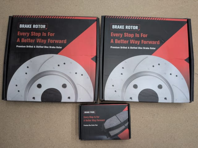 Front Drilled Slotted Rotors and Ceramic Brake Pads Kit 2005-2006 Honda CR-V — photo 6