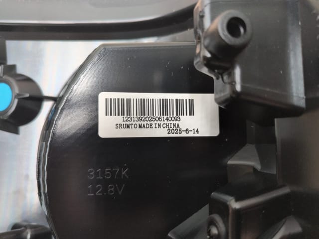 Ford F-250 F-350 Super Duty 2017 to 2019 Right Passenger Tail Light Halogen Blind Spot KC3Z-13404-C — photo 5