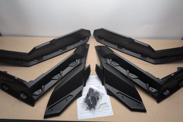 Extended Fender Flares Can-Am Maverick X3 / X3 Max 2017-2026, 6-piece set (KEMIMOTO)