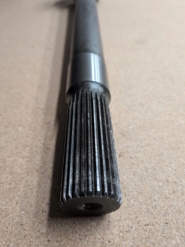 Jeep Wrangler JK 2007 to 2017 Front Left Driver Dana 30 Axle Shaft with U-Joint, 4340 Chromoly — photo 2