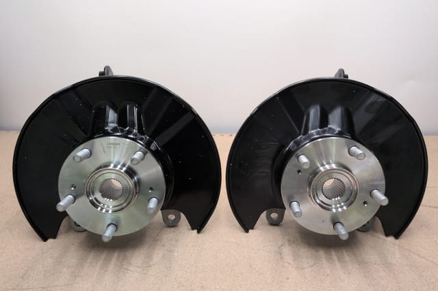 Honda Civic 2016 to 2021 Front Loaded Steering Knuckle Pair with Hub Bearing 686-429 686-428