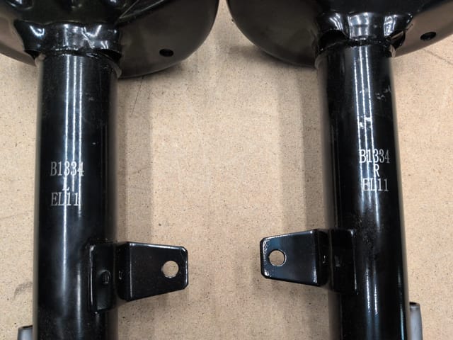 Rear Complete Loaded Strut Assembly Pair - Toyota Highlander 2008 to 2013, Venza 2013 to 2015 FWD — photo 2