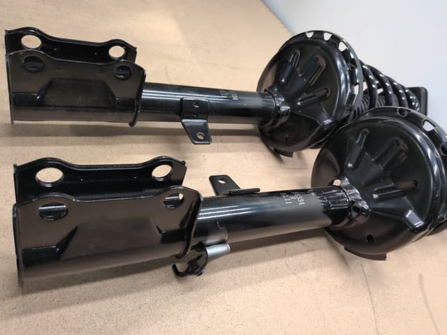 Rear Complete Loaded Strut Assembly Pair - Toyota Highlander 2008 to 2013, Venza 2013 to 2015 FWD — photo 3
