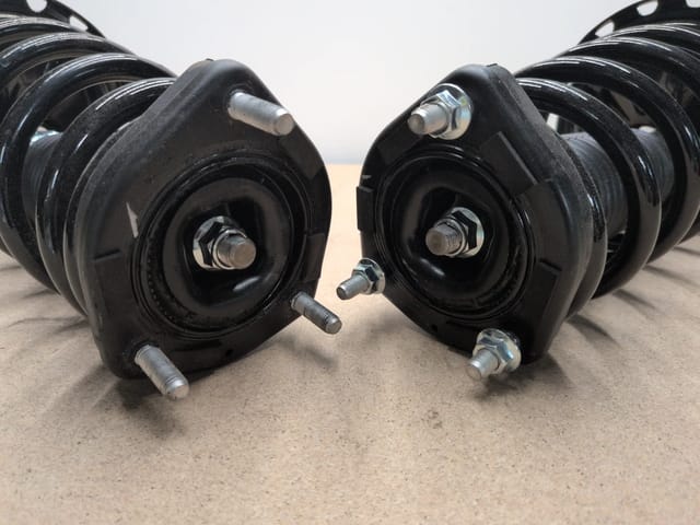 Rear Complete Loaded Strut Assembly Pair - Toyota Highlander 2008 to 2013, Venza 2013 to 2015 FWD — photo 5