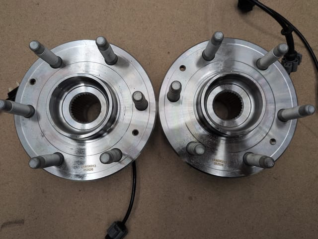 Front Wheel Hub Bearing Pair 515160, Silverado Sierra Tahoe 4WD — photo 4