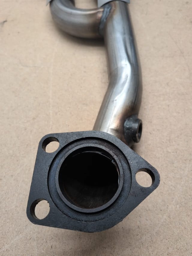 Front Flex Exhaust Pipe for 2015 to 2017 Chrysler 200 3.6L, 2014 to 2018 Cherokee 3.2L — photo 3