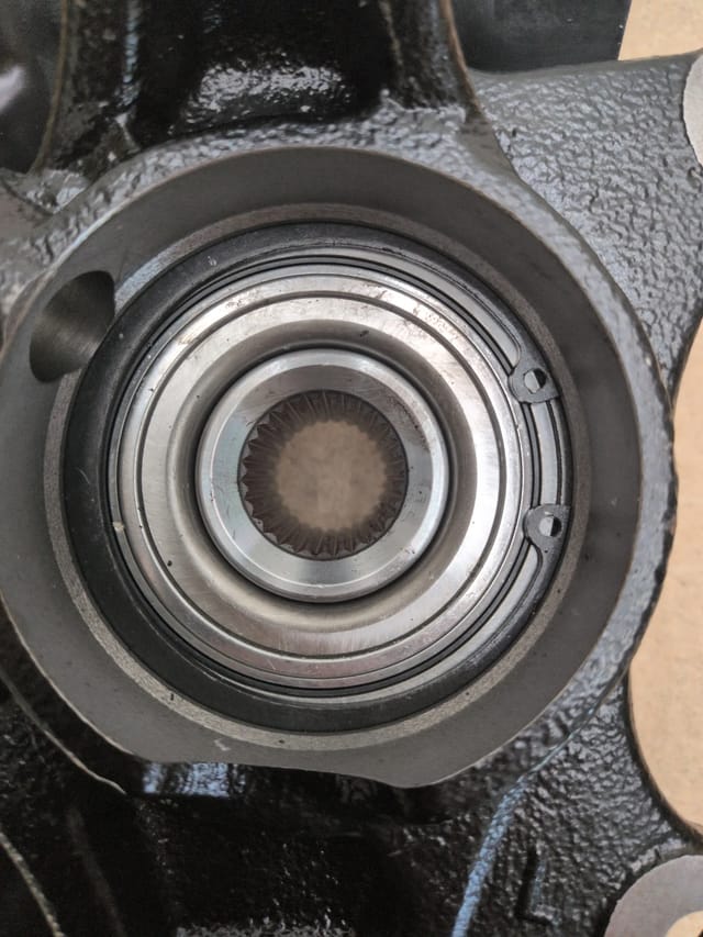 Kia Soul 2014 to 2016 1.6L 2.0L Front Left Steering Knuckle & Hub Assembly 51715-B2050 — photo 3