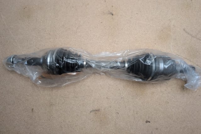 Front Left CV Axle 1997 to 2005 S10 Blazer Sonoma Jimmy 4WD ZR2 - MOOG 10S014L