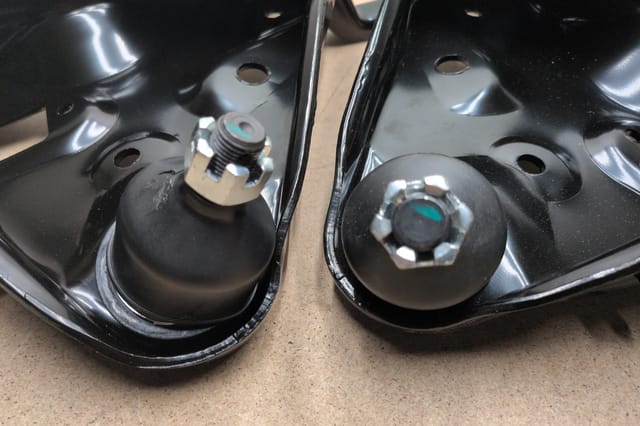 Front Lower Control Arm Pair Ford Ranger Explorer Mazda B3000 B4000 Torsion Bar — photo 4
