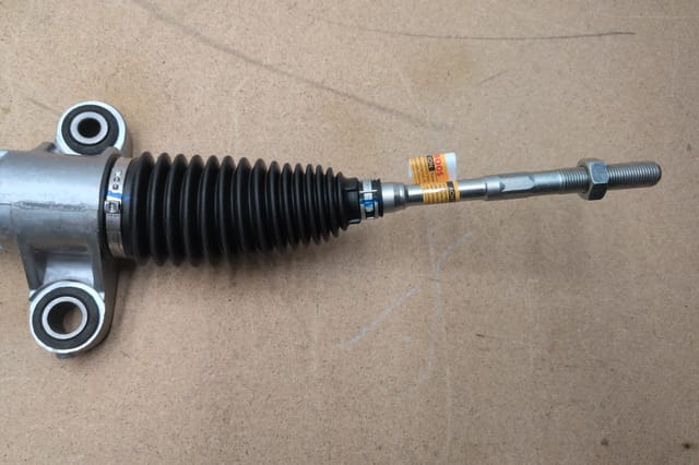 Steering Rack and Pinion Toyota Corolla 2009 to 2013 1.8L 2.4L Japan Built — photo 2