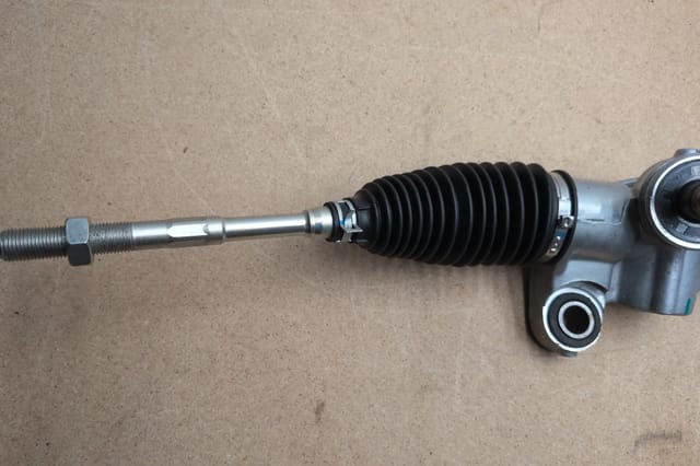 Steering Rack and Pinion Toyota Corolla 2009 to 2013 1.8L 2.4L Japan Built — photo 3