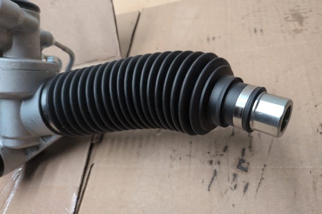 Toyota Tacoma 4WD PreRunner 1995 to 2004, 4Runner 1996 to 2002 Power Steering Rack and Pinion — photo 2