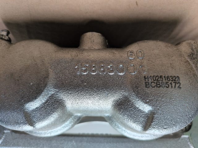 Front Brake Calipers Ram 2500 3500 2009 2011-2018 — photo 5