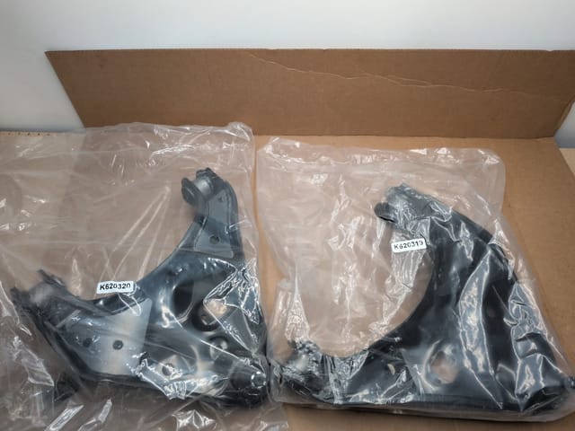 Front Lower Control Arms Ford Ranger 4x4 4WD 1998-2002 2011