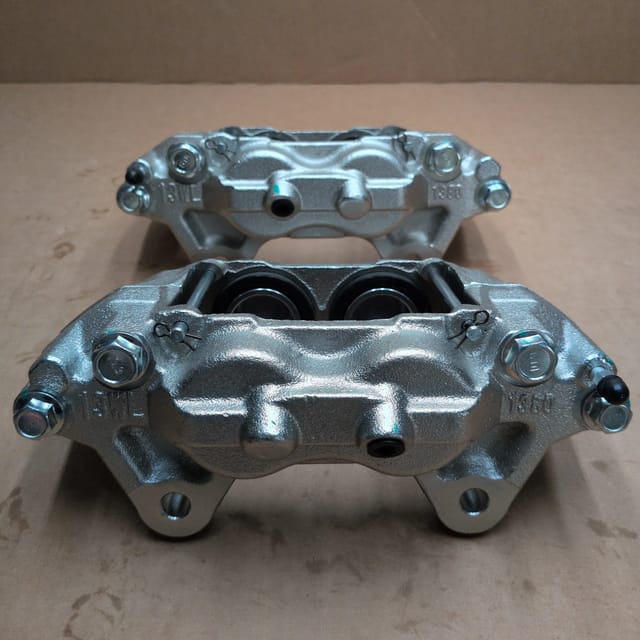 Front Brake Calipers Toyota Tundra Sequoia 2000-2006 — photo 5