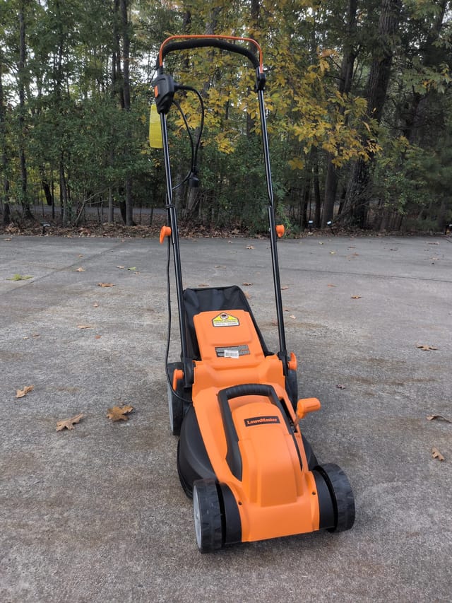 For Parts or Repair LawnMaster MEB1216K 16" Corded Electric Lawn Mower